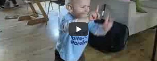 Zondag 13 december Filmpje: Twee-jarige danst op Iron Maiden